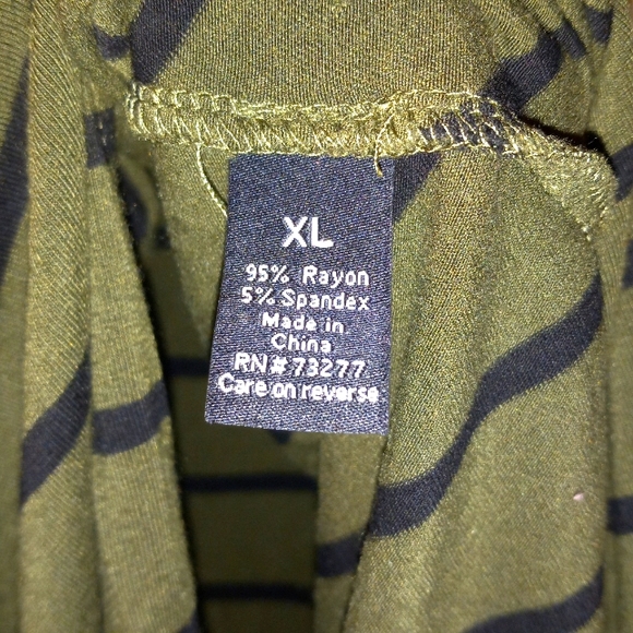 Apt 9 Skirt - Picture 3 of 3